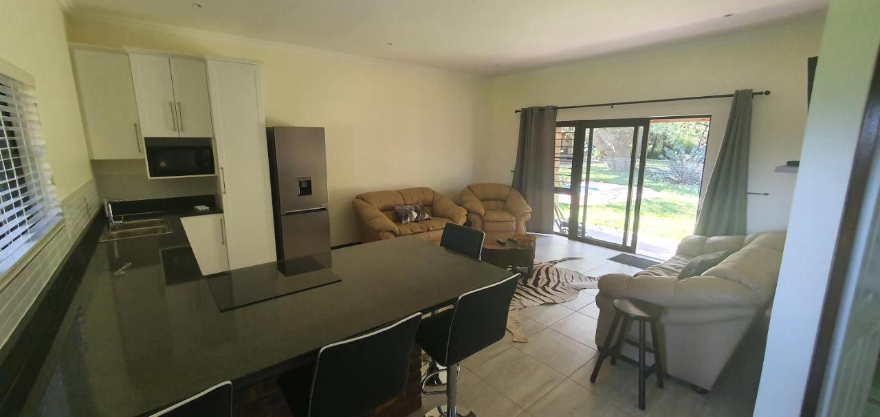 Honeybird Self Catering Accommodation Hluhluwe Bagian luar foto
